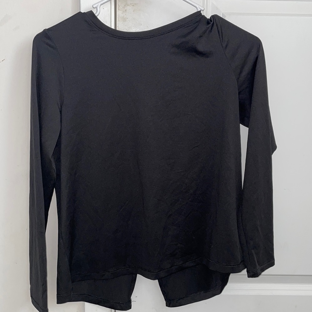 Black workout long sleeve